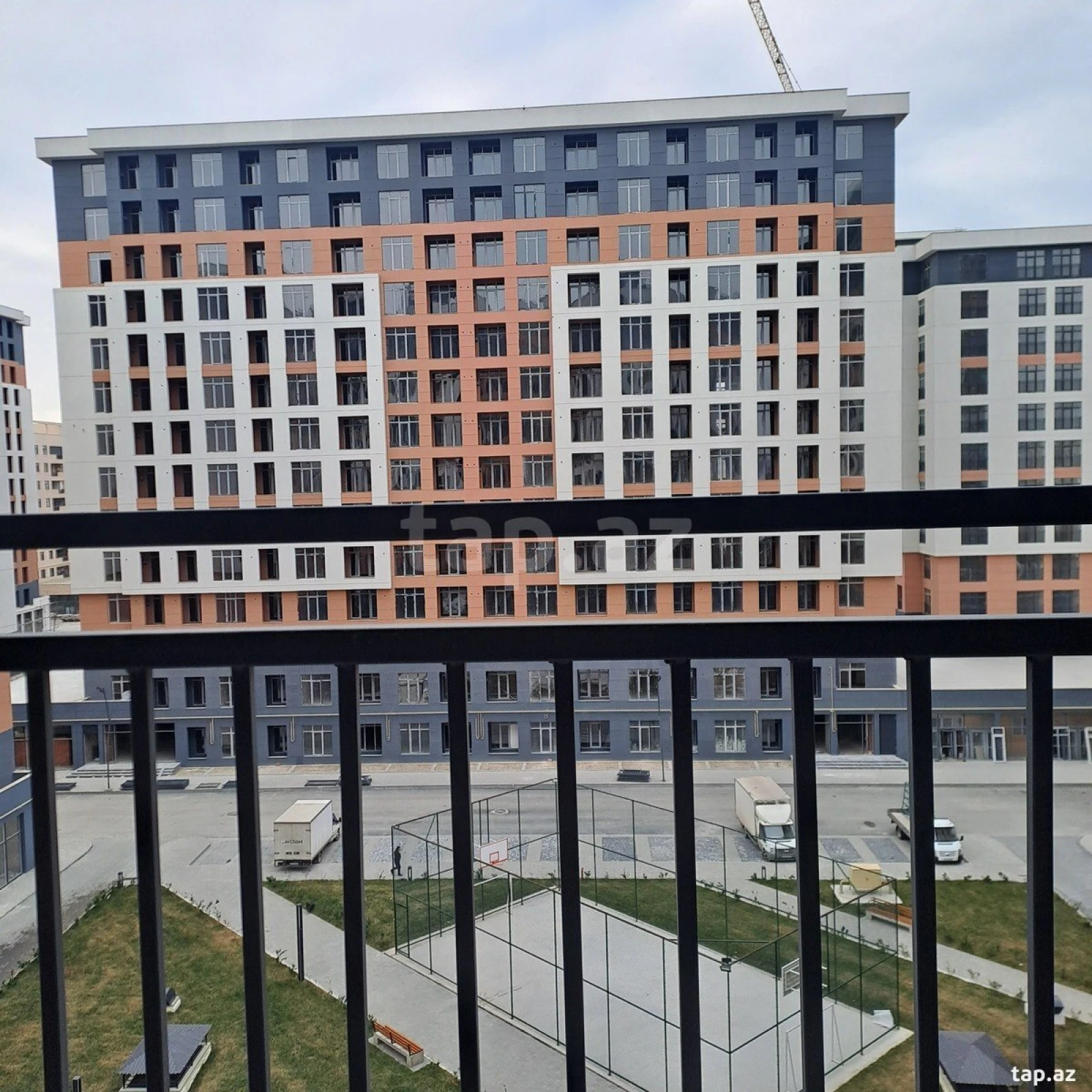 Kirayə verilir 3 otaqlı yeni tikili 90 m²