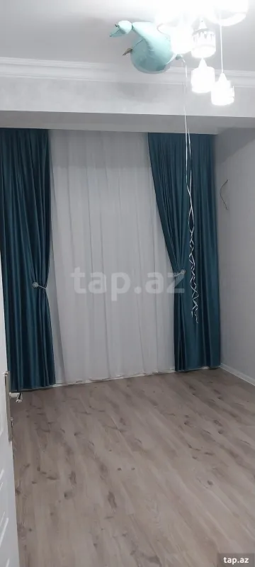 Kirayə verilir 3 otaqlı yeni tikili 90 m²