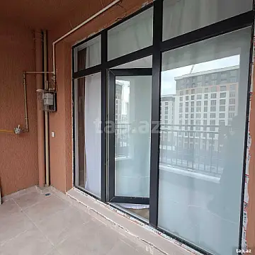 Kirayə verilir 3 otaqlı yeni tikili 90 m²