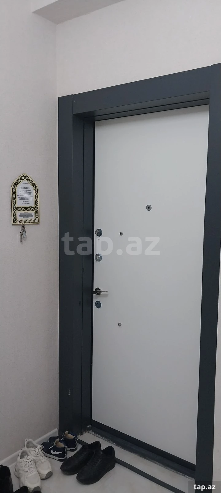 Kirayə verilir 3 otaqlı yeni tikili 90 m²