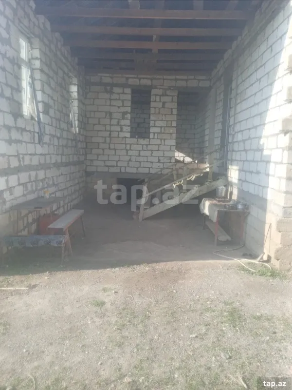 Satılır 2 otaqlı həyət evi 100 m²