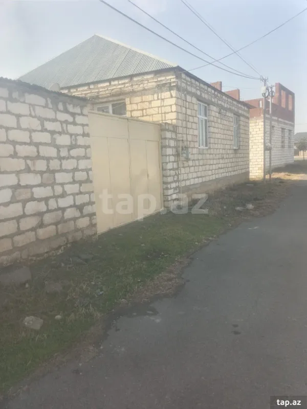 Satılır 2 otaqlı həyət evi 100 m²