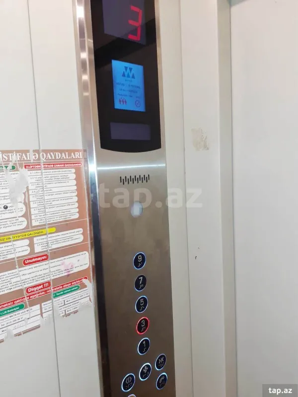 Satılır 4 otaqlı mənzil 110 m²