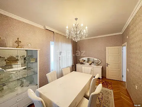 Satılır 4 otaqlı mənzil 110 m²