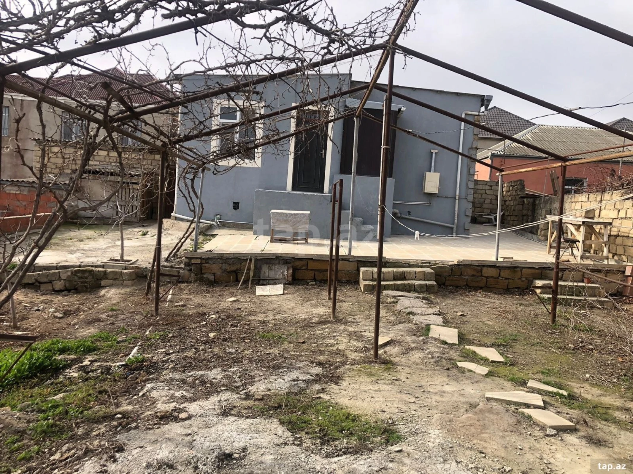 Satılır 2 otaqlı həyət evi