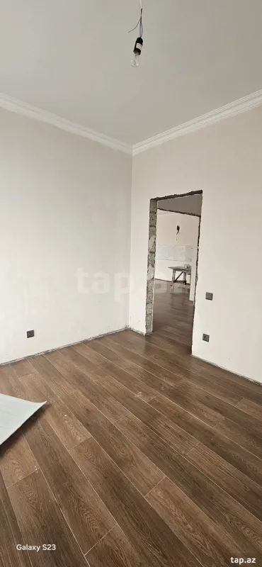 Satılır 5 otaqlı həyət evi 300 m²