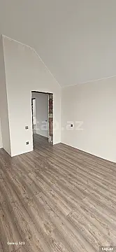 Satılır 5 otaqlı həyət evi 300 m²
