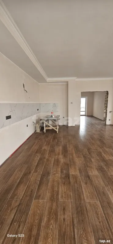 Satılır 5 otaqlı həyət evi 300 m²