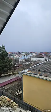 Satılır 5 otaqlı həyət evi 300 m²