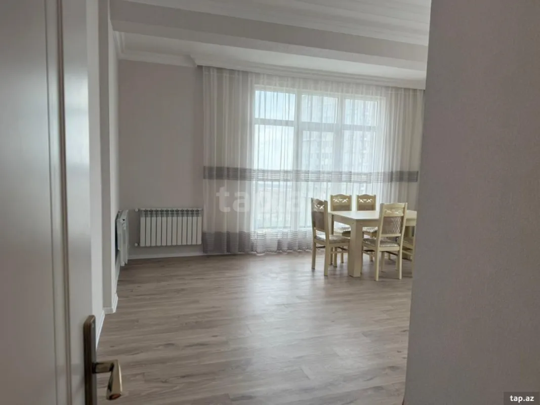 Kirayə verilir 2 otaqlı yeni tikili 92 m²
