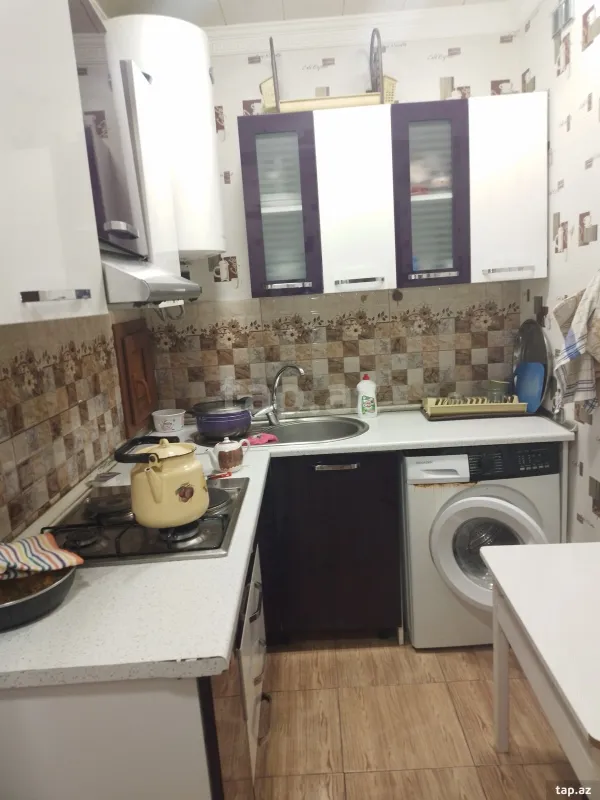 Kirayə verilir 3 otaqlı yeni tikili 100 m²