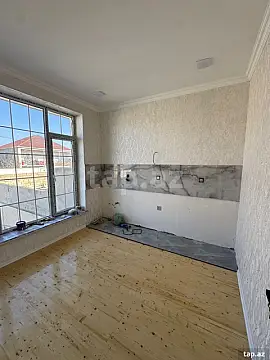 Satılır 4 otaqlı həyət evi