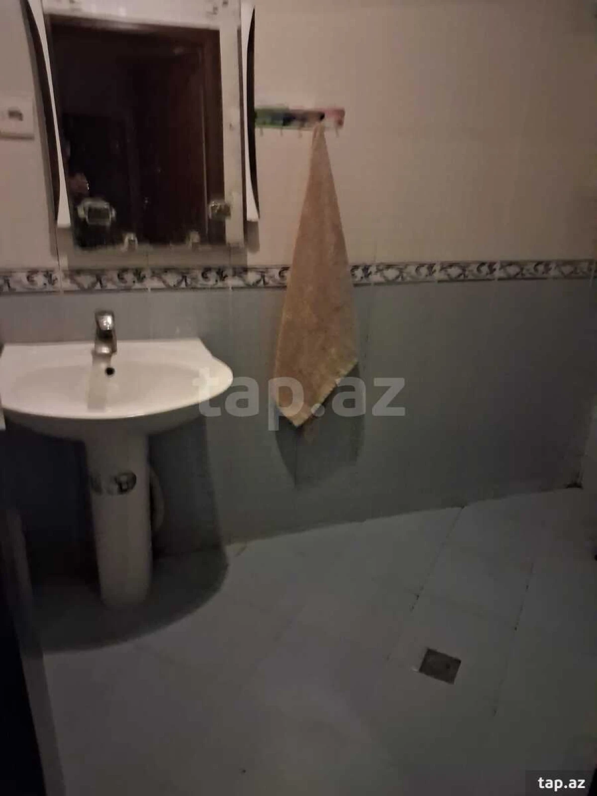 Kirayə verilir 2 otaqlı yeni tikili 100 m²