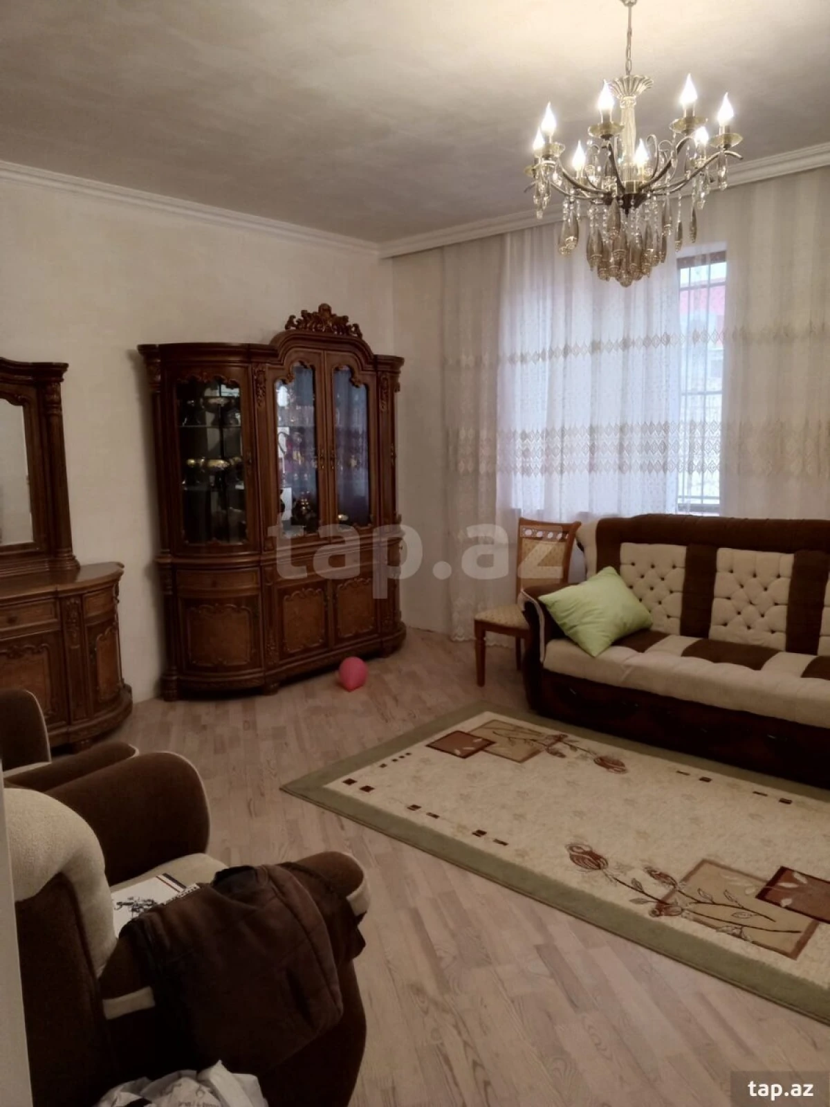 Satılır 4 otaqlı həyət evi