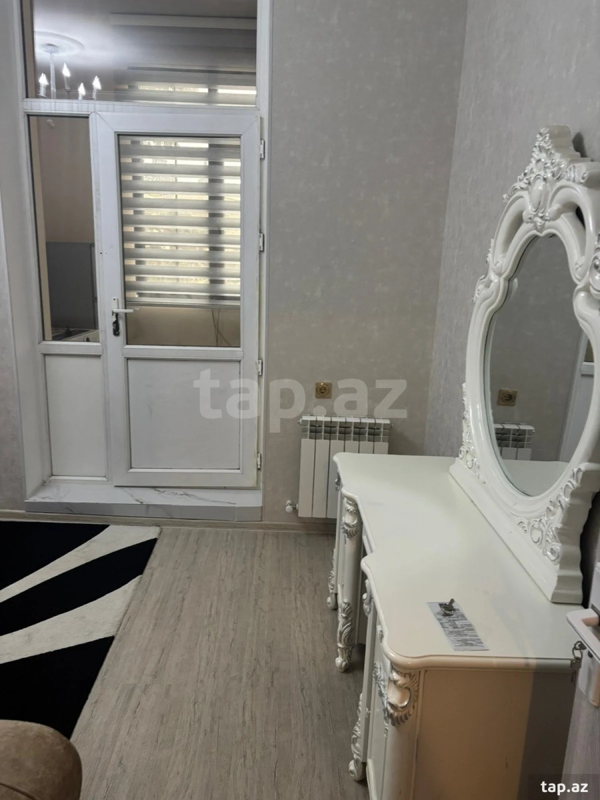 Kirayə verilir 3 otaqlı yeni tikili 85 m²