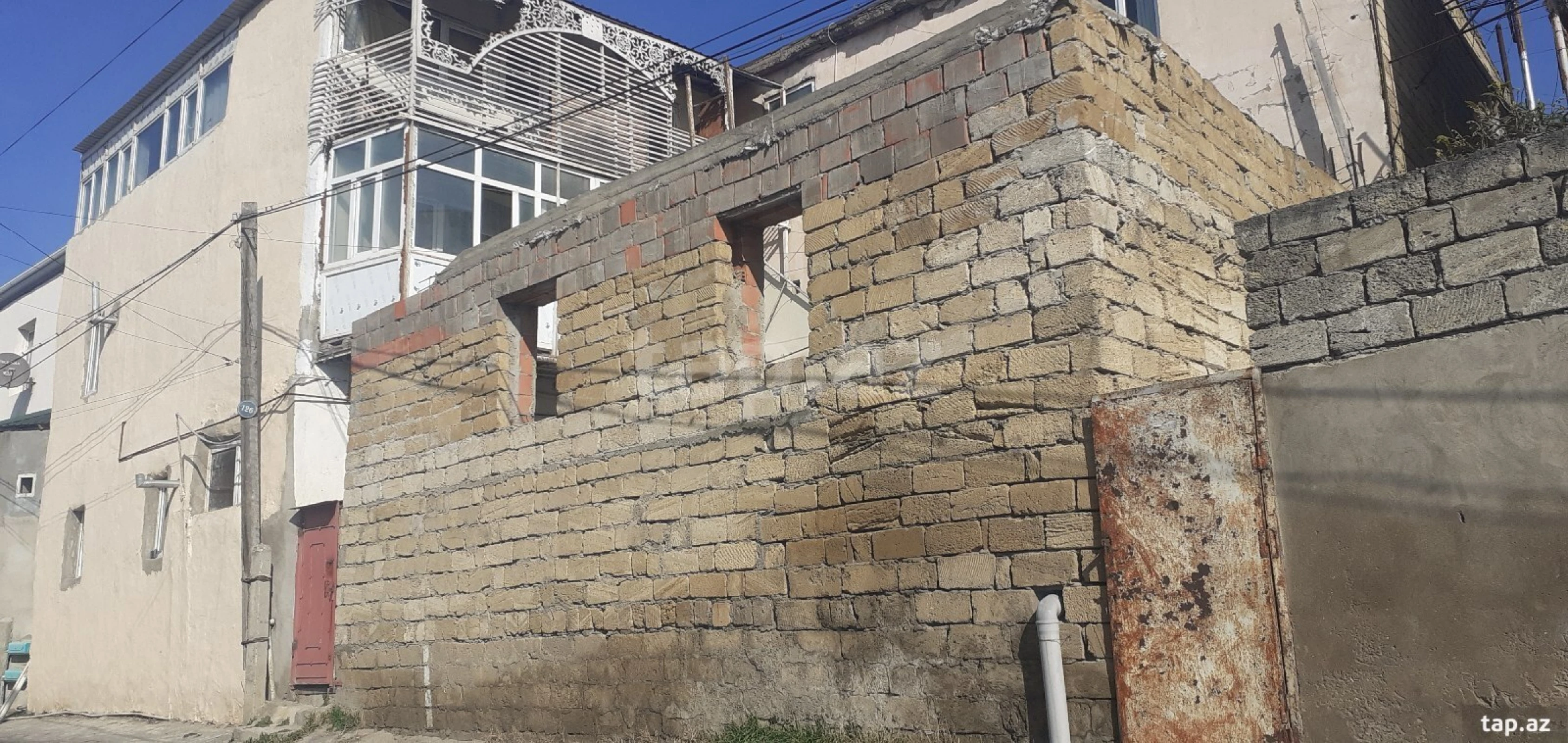 Satılır 2 otaqlı həyət evi