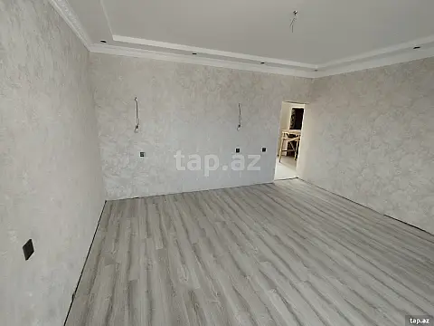 Satılır 6 otaqlı həyət evi