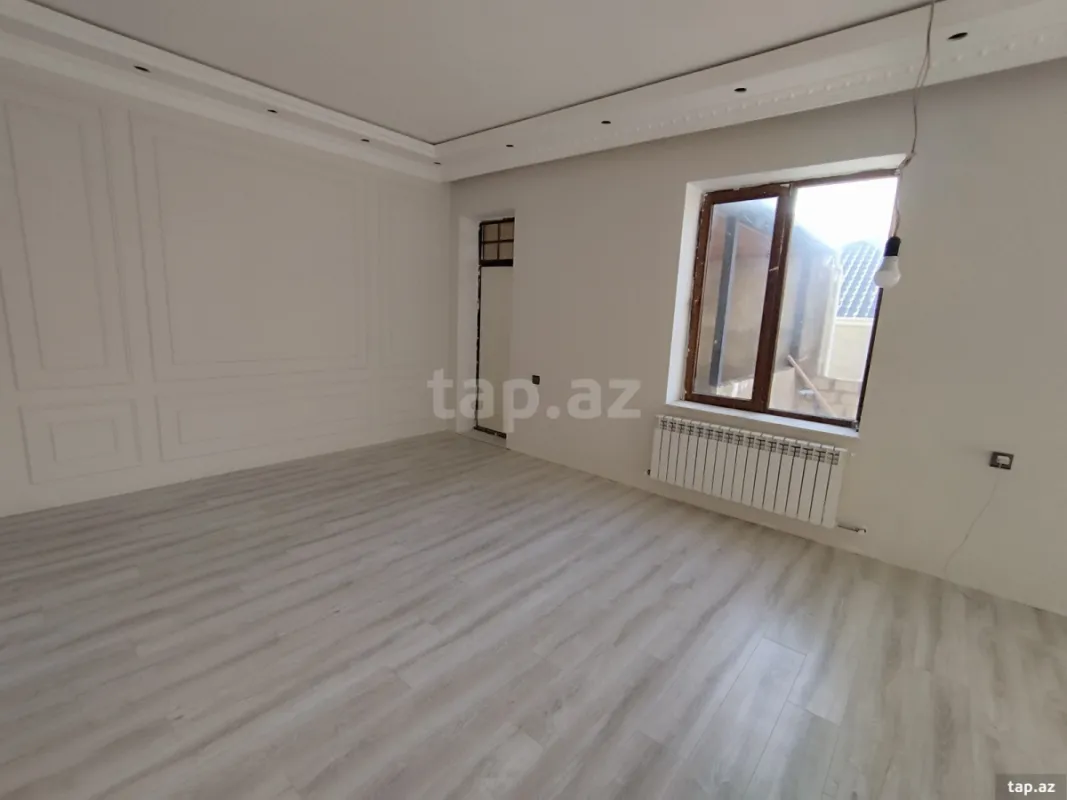 Satılır 6 otaqlı həyət evi