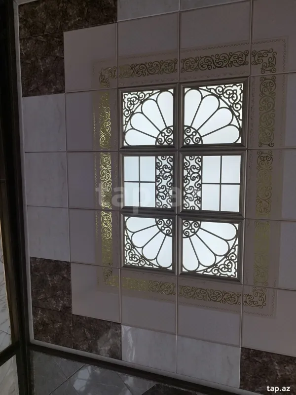 Satılır 6 otaqlı həyət evi