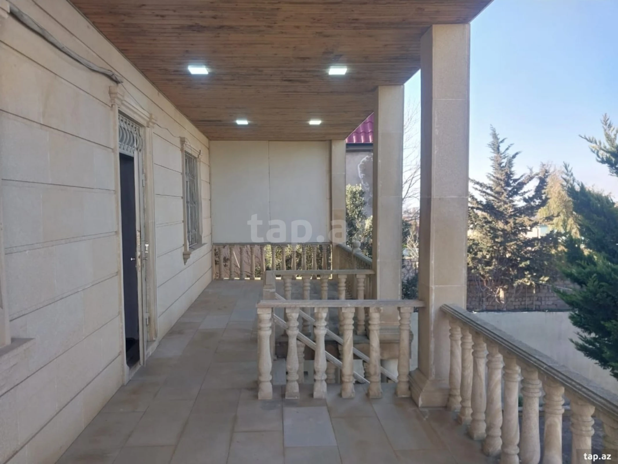 Satılır 3 otaqlı həyət evi