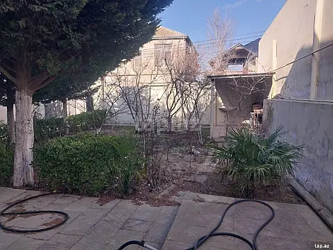 Satılır 3 otaqlı həyət evi