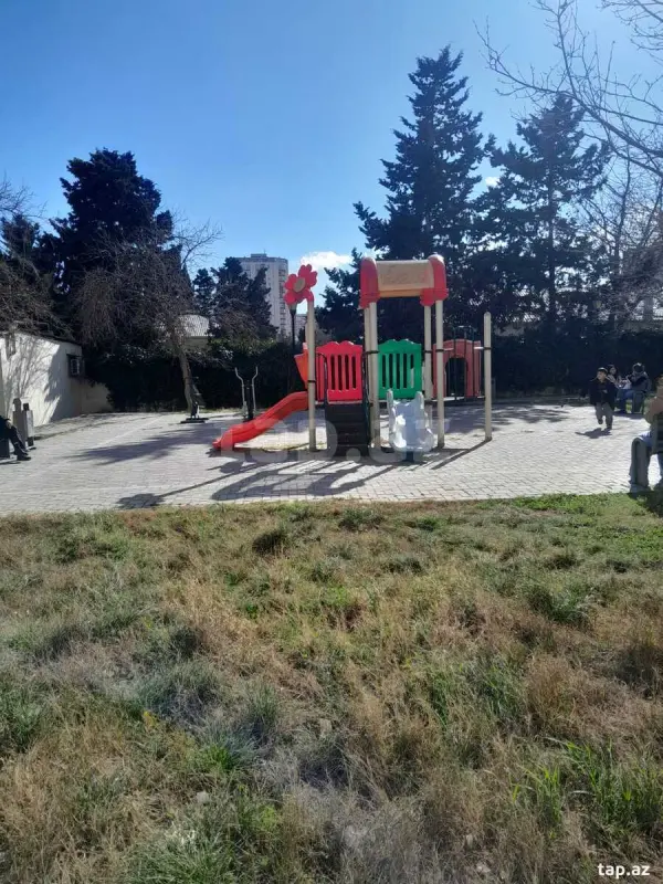 Satılır 3 otaqlı mənzil 90 m²