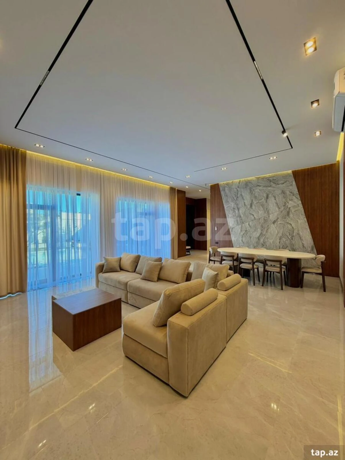 Satılır 5 otaqlı həyət evi