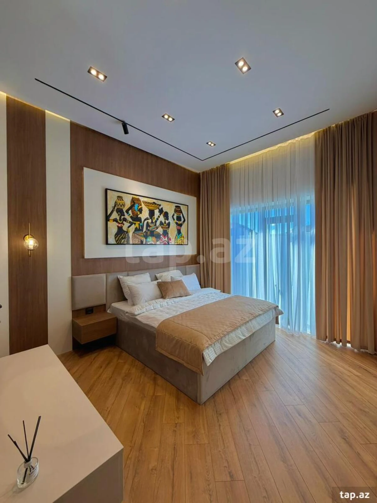 Satılır 5 otaqlı həyət evi