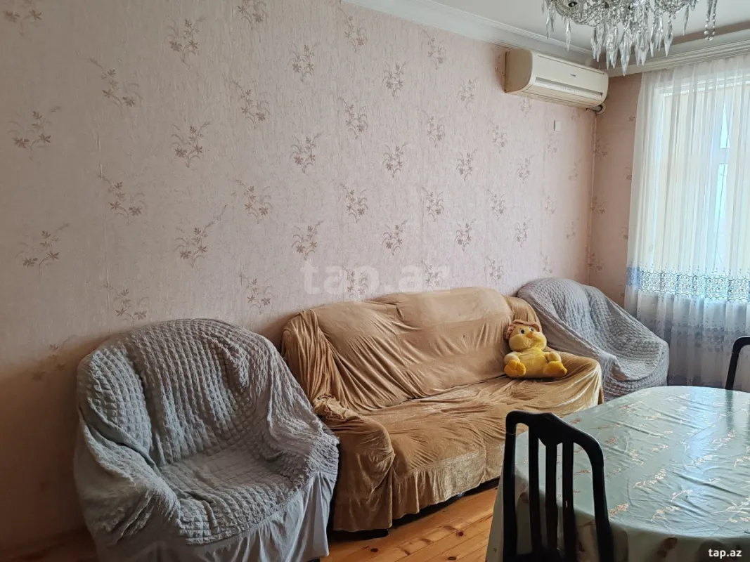 Kirayə verilir 3 otaqlı yeni tikili 100 m²