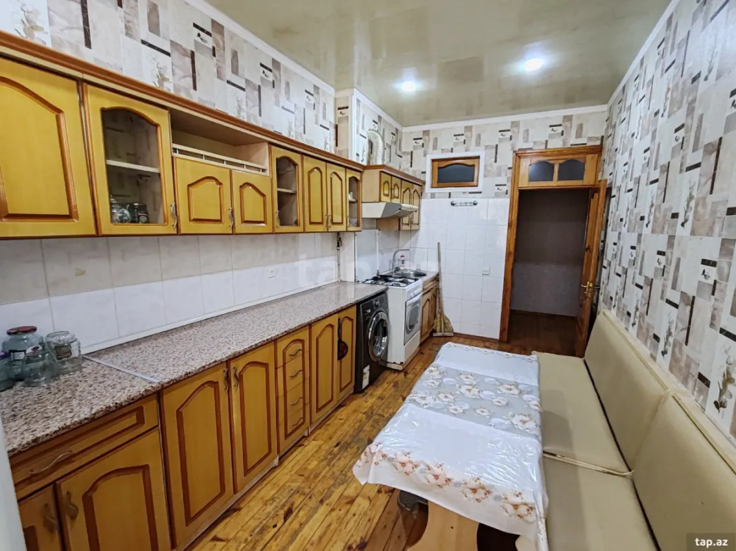 Kirayə verilir 3 otaqlı yeni tikili 100 m²