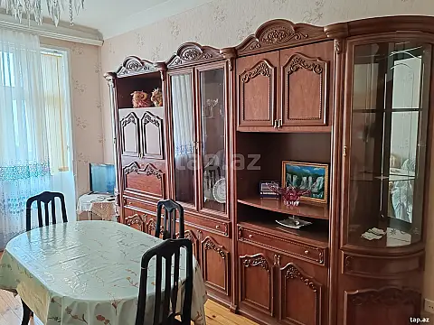 Kirayə verilir 3 otaqlı yeni tikili 100 m²