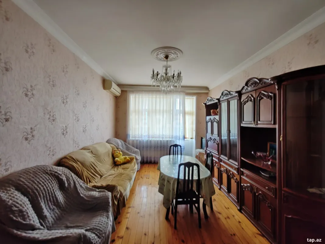 Kirayə verilir 3 otaqlı yeni tikili 100 m²