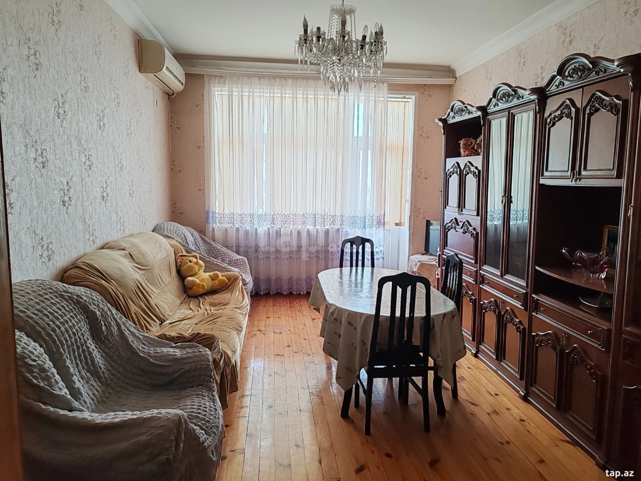 Kirayə verilir 3 otaqlı yeni tikili 100 m²