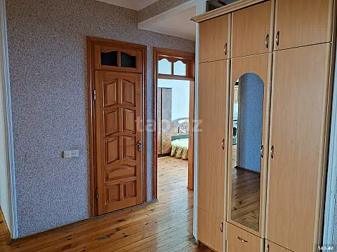 Kirayə verilir 3 otaqlı yeni tikili 100 m²