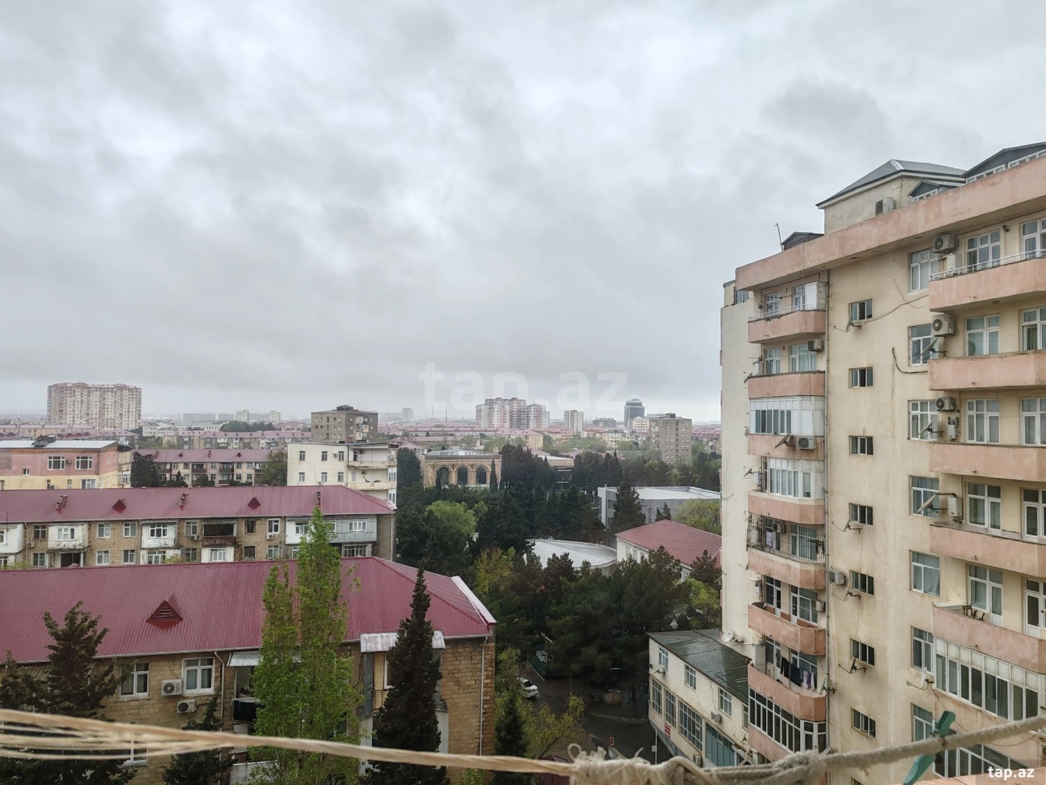 Kirayə verilir 3 otaqlı yeni tikili 100 m²