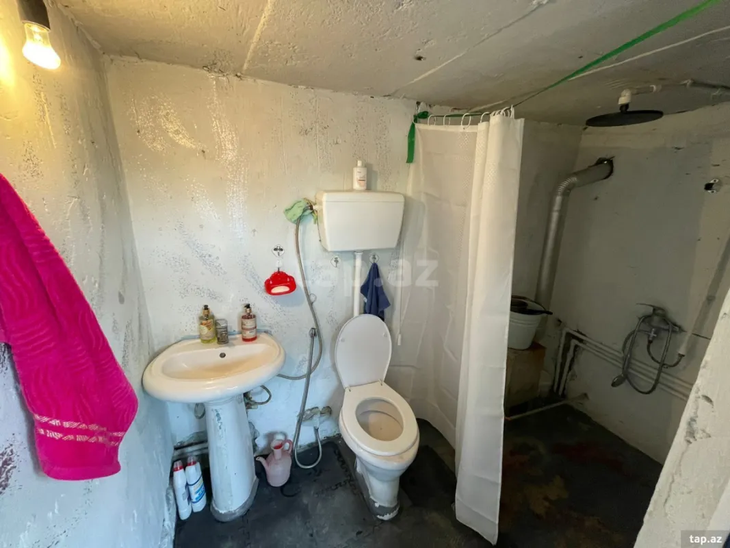 Satılır 3 otaqlı həyət evi