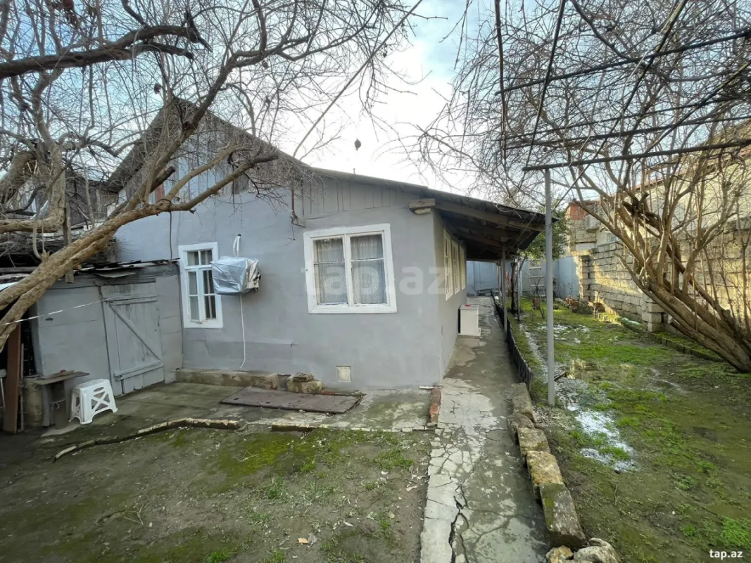 Satılır 3 otaqlı həyət evi