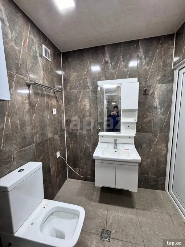 Satılır 2 otaqlı mənzil 55 m²