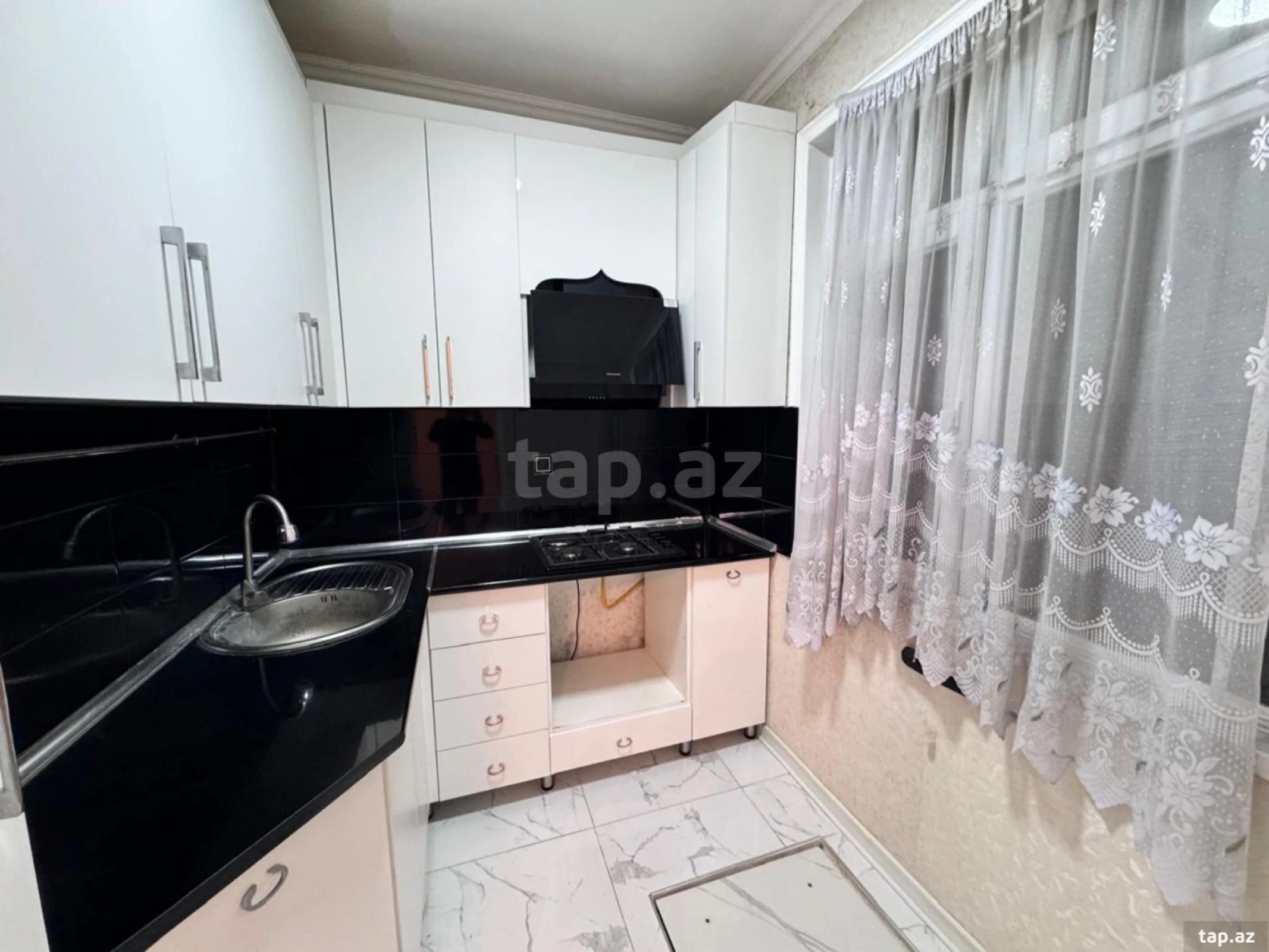 Satılır 2 otaqlı mənzil 55 m²