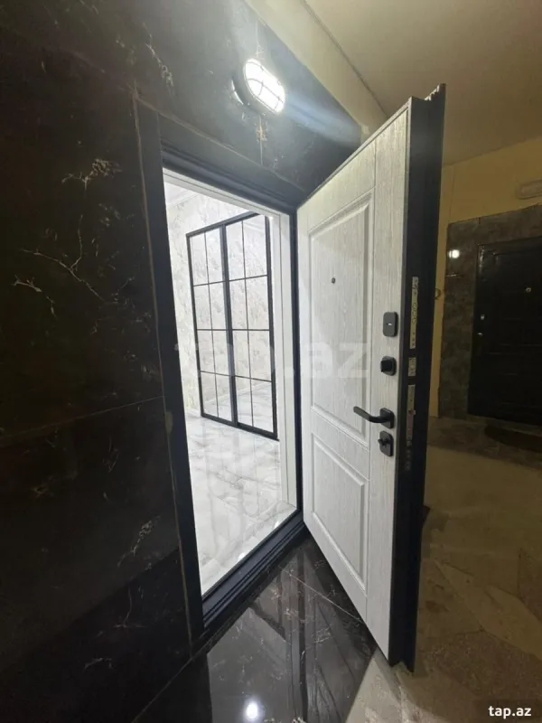 Satılır 2 otaqlı yeni tikili 56 m²