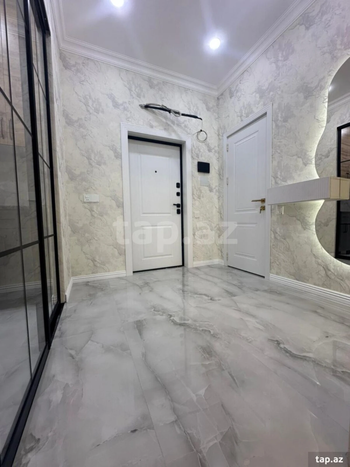 Satılır 2 otaqlı yeni tikili 56 m²