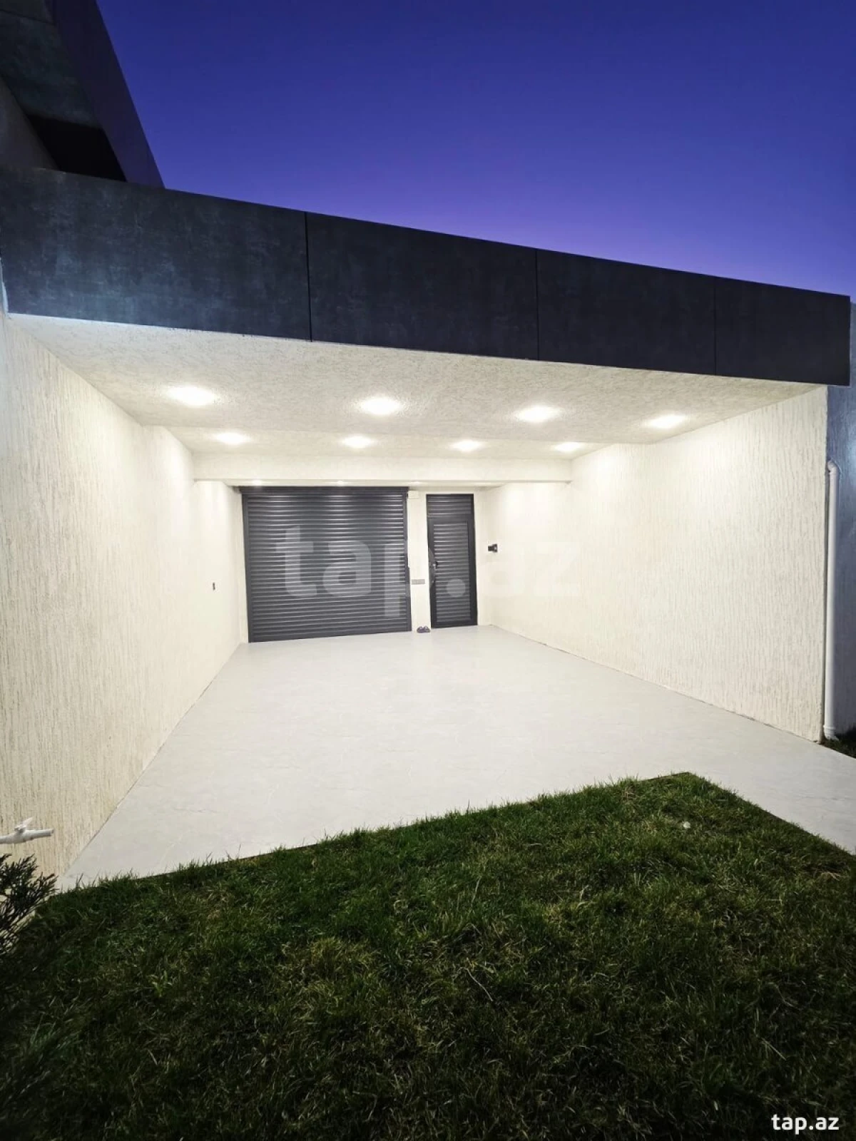 Satılır 4 otaqlı həyət evi