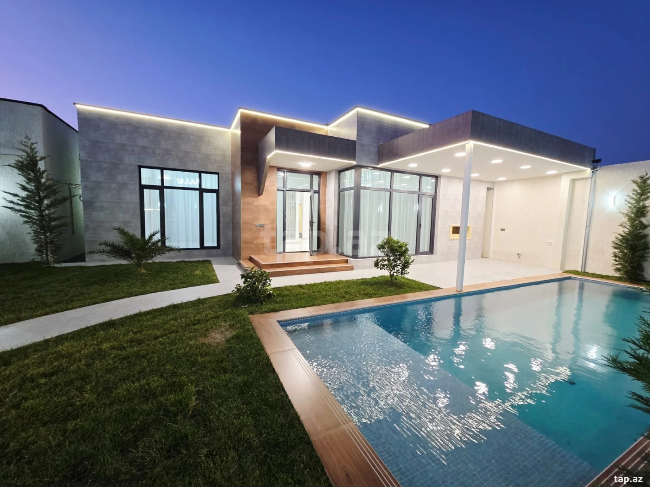 Satılır 4 otaqlı həyət evi