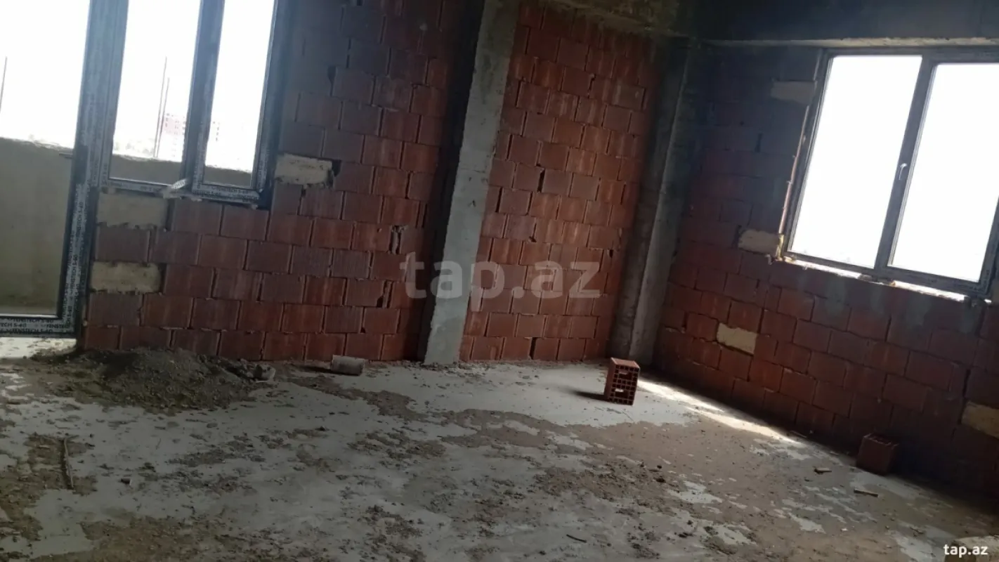 Satılır 2 otaqlı yeni tikili 63 m²
