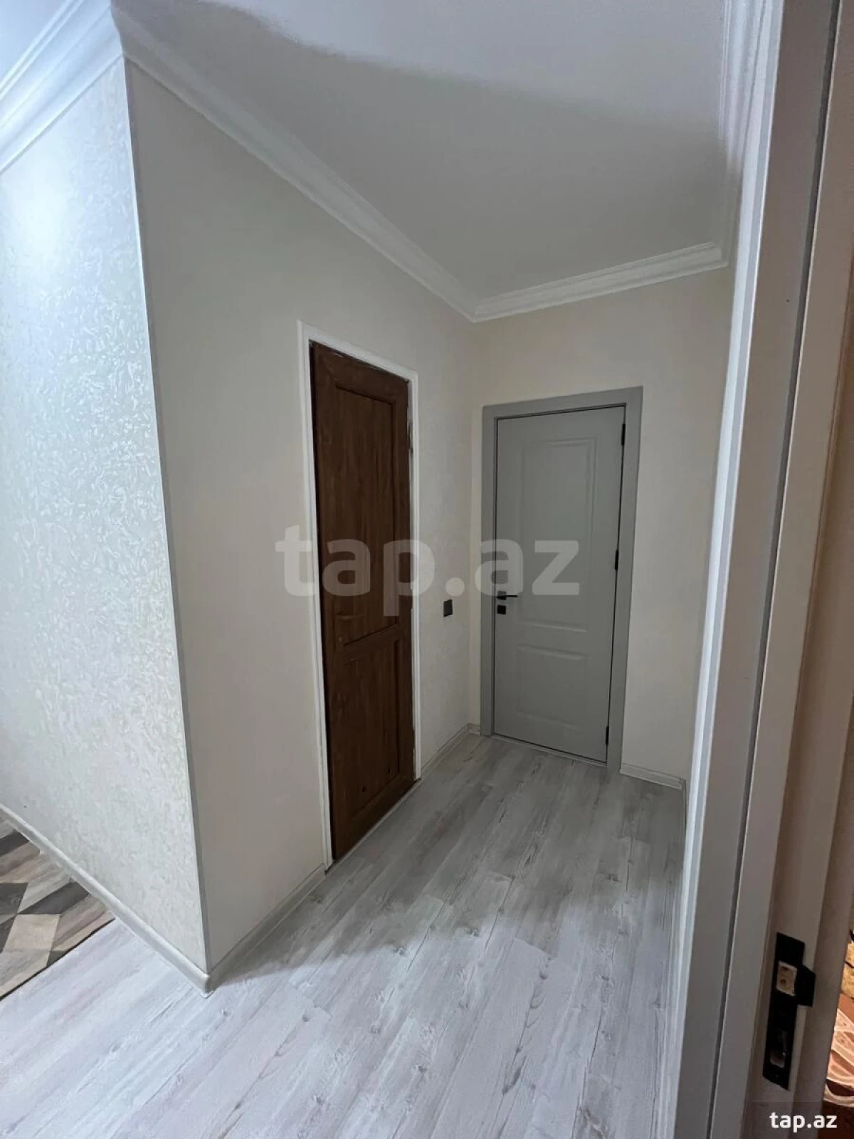 Satılır 2 otaqlı mənzil 45 m²