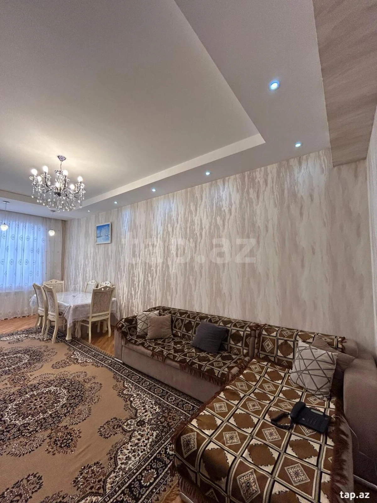 Kirayə verilir 2 otaqlı yeni tikili 120 m²