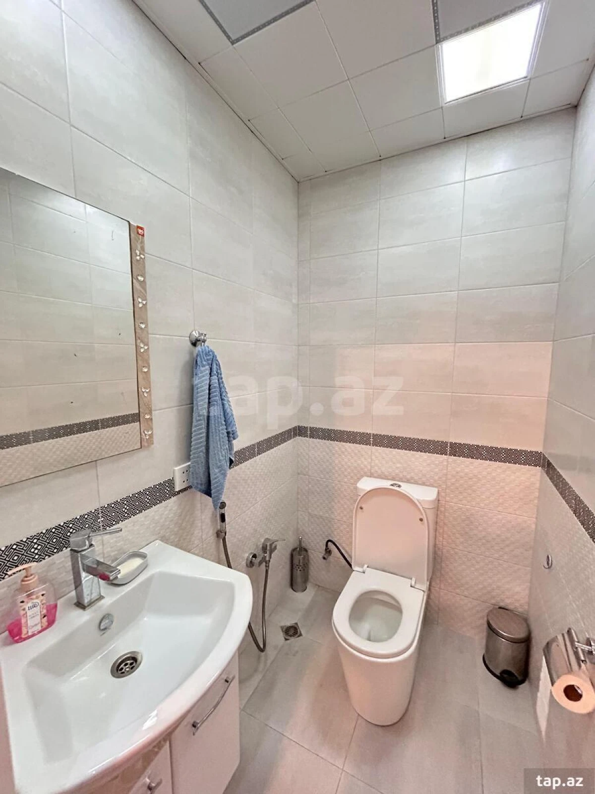 Kirayə verilir 2 otaqlı yeni tikili 120 m²