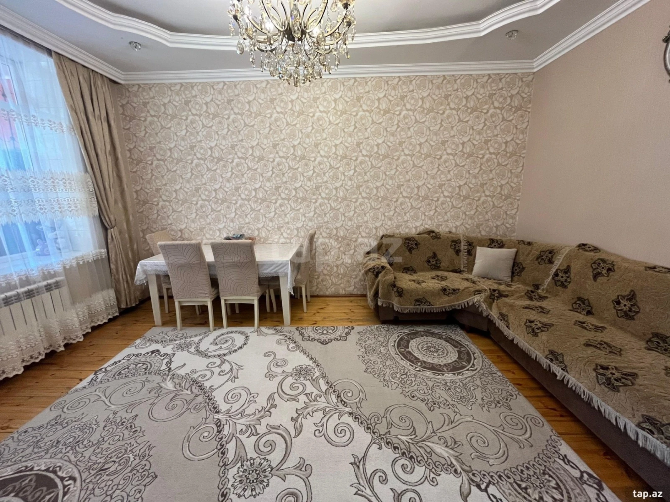 Satılır 4 otaqlı həyət evi