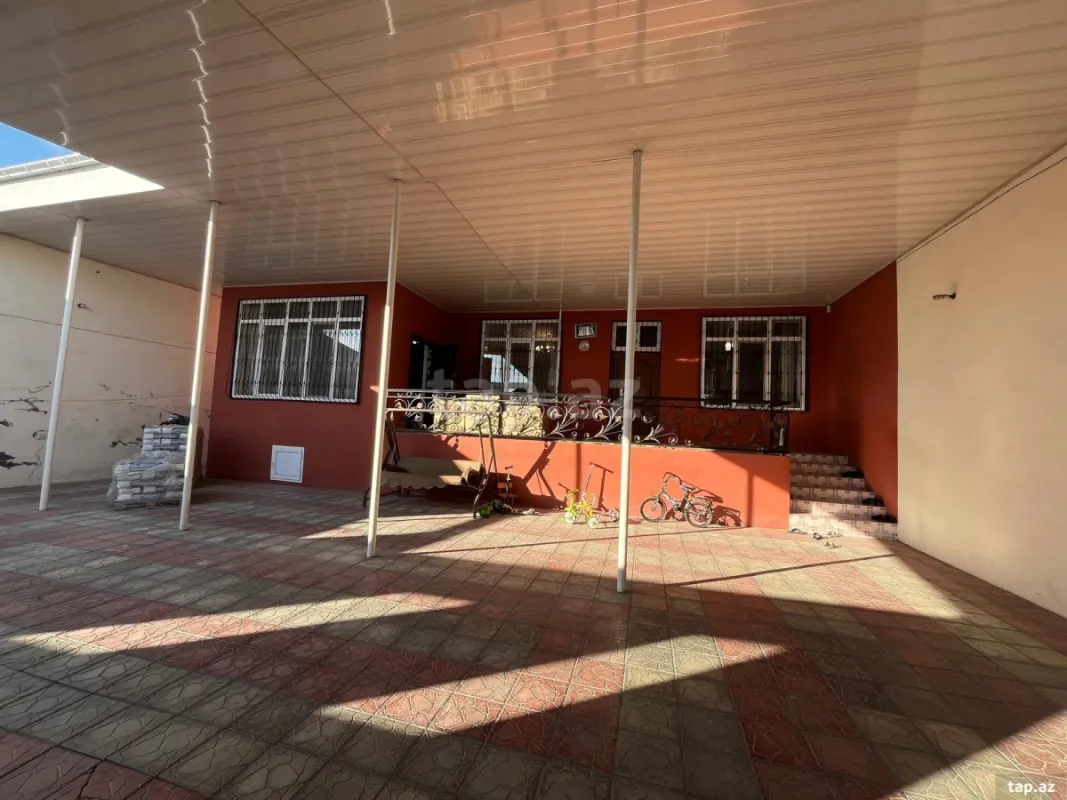 Satılır 4 otaqlı həyət evi
