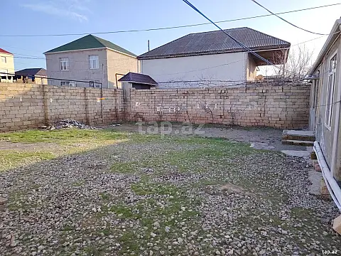 Satılır 4 otaqlı həyət evi